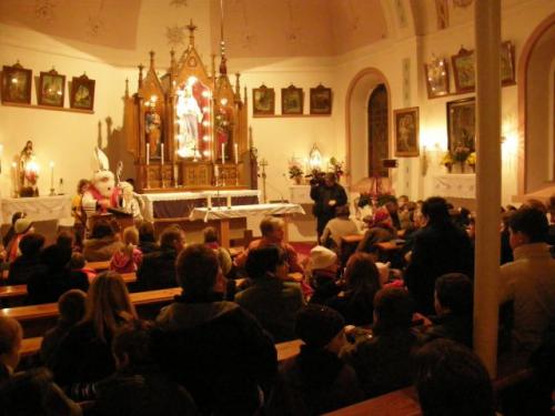 Mikulášská nadílka v kapli sv. Petra a Pavla 05.12.2009